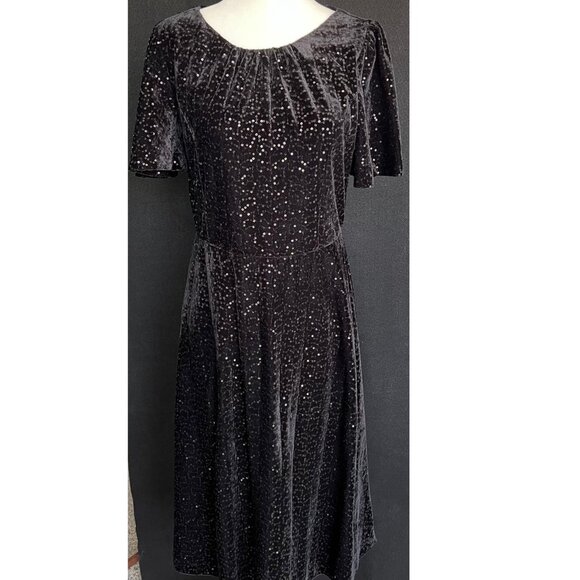 Talbots RSVP Black Velvet Sequined Size 4 Dress - Picture 1 of 6